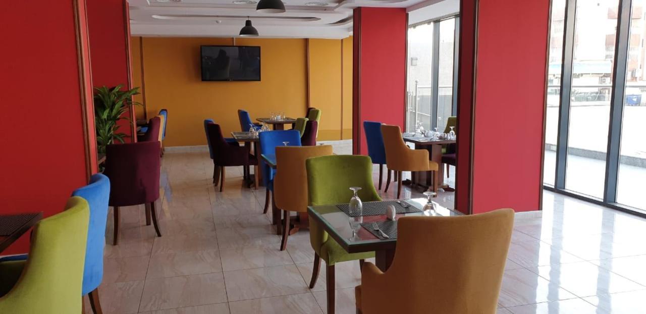 بلسم العائلة للوحدات السكنية المفروشة Family Balsam Furnished Units เจดดาห์ ภายนอก รูปภาพ